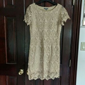 Beige lace short sleeved dress, Size L